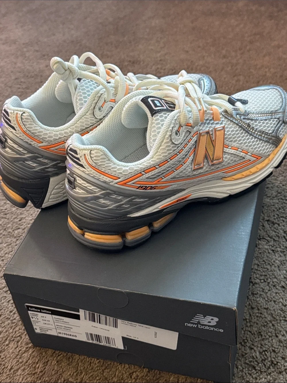 New Balance Women’s White & Orange Athletic Running Shoes M9.5/W11